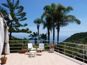 Гостиница holidaysora Taormina - il giardino di Graziella, Таормина